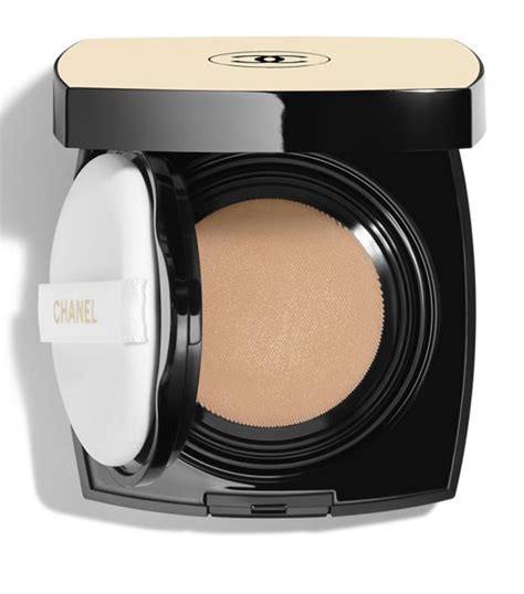 CHANEL LES BEIGES HEALTHY GLOW FOUNDATION .